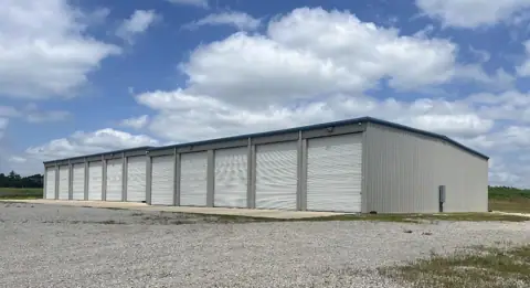 Lakeside RV and Boat Storage LLC in Moravia, IA
