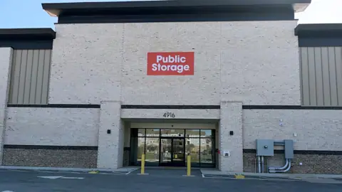 Public Storage photo 2