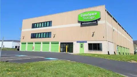 Extra Space Storage in Harrisburg, PA