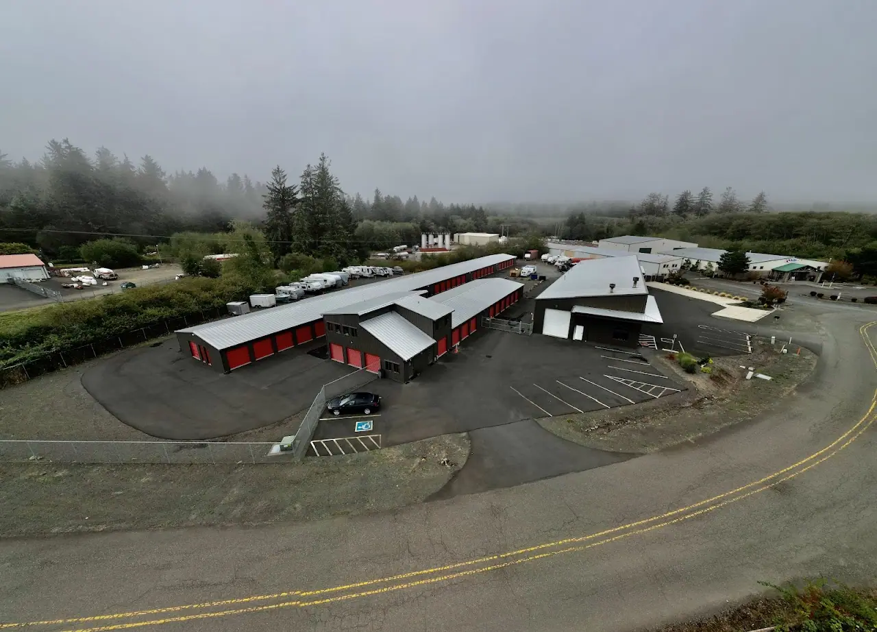 Junction 26 Storage, RV storage in Seaside