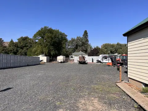PATIT SELF STORAGE photo 3