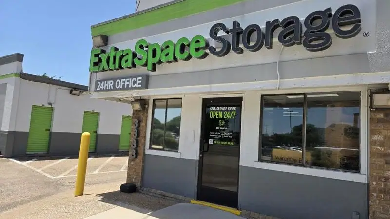 Extra Space Storage, RV storage in Dallas