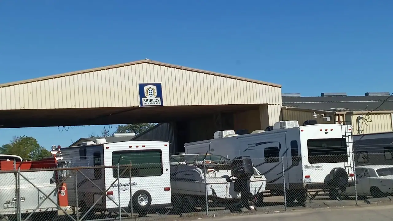 Shields Self Storage, RV storage in Waynesboro