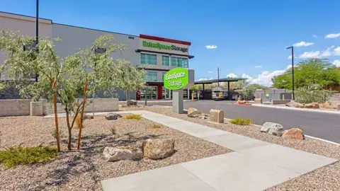 Extra Space Storage in Tucson, AZ