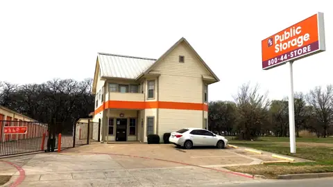 Public Storage in Fort Worth, TX