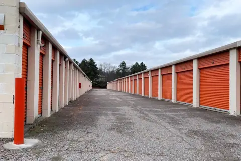 Public Storage photo 2