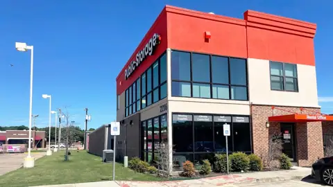 Public Storage photo 2