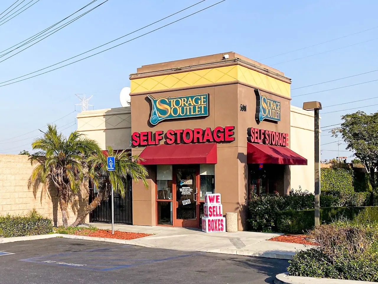 Storage Outlet, RV storage in South Gate