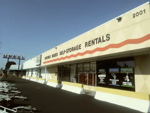 Self-Storage at U-Haul in Naples, FL
