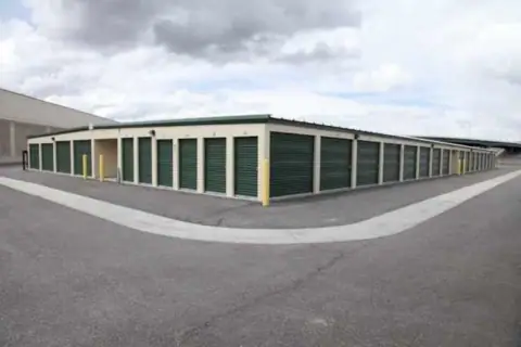 Place To Store - Downtown in Evanston, WY