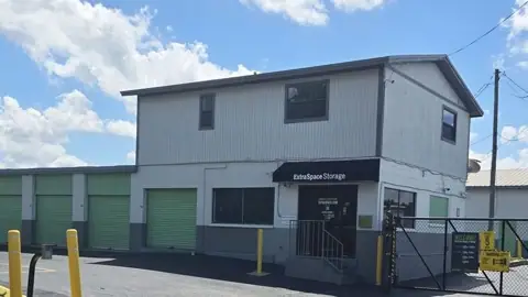Extra Space Storage in Land O' Lakes, FL
