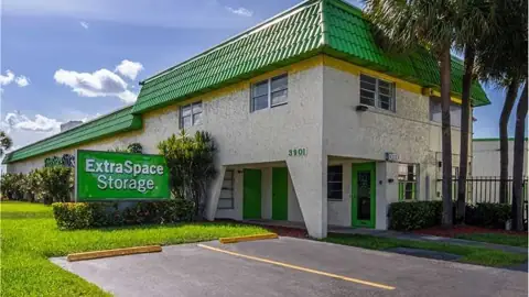 Extra Space Storage in Fort Lauderdale, FL