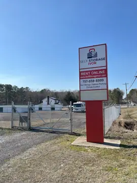 Self Storage Ivor photo 2