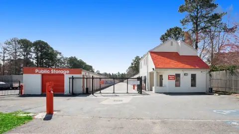Public Storage photo 2