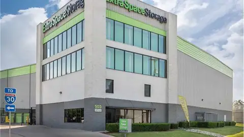 Extra Space Storage in Dallas, TX