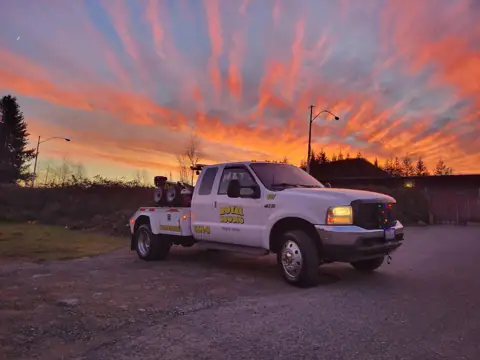 Royal Towing Inc in Black Diamond, WA