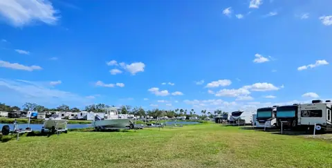 RecNation RV & Boat Storage in Ruskin, FL