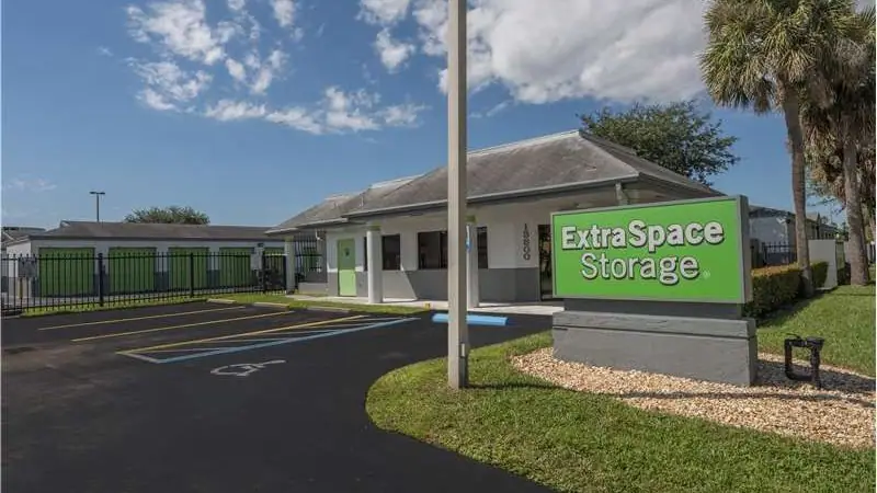 Extra Space Storage, RV storage in Miami