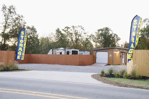 NWA Airport RV & Boat Storage in Bentonville, AR