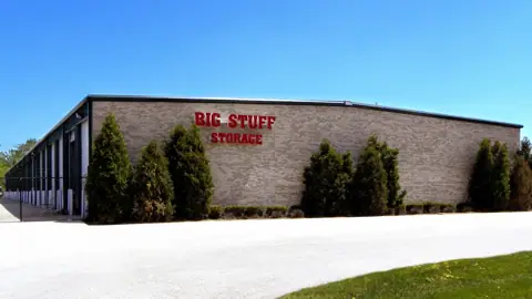 Big Stuff Storage in Lake in the Hills, IL