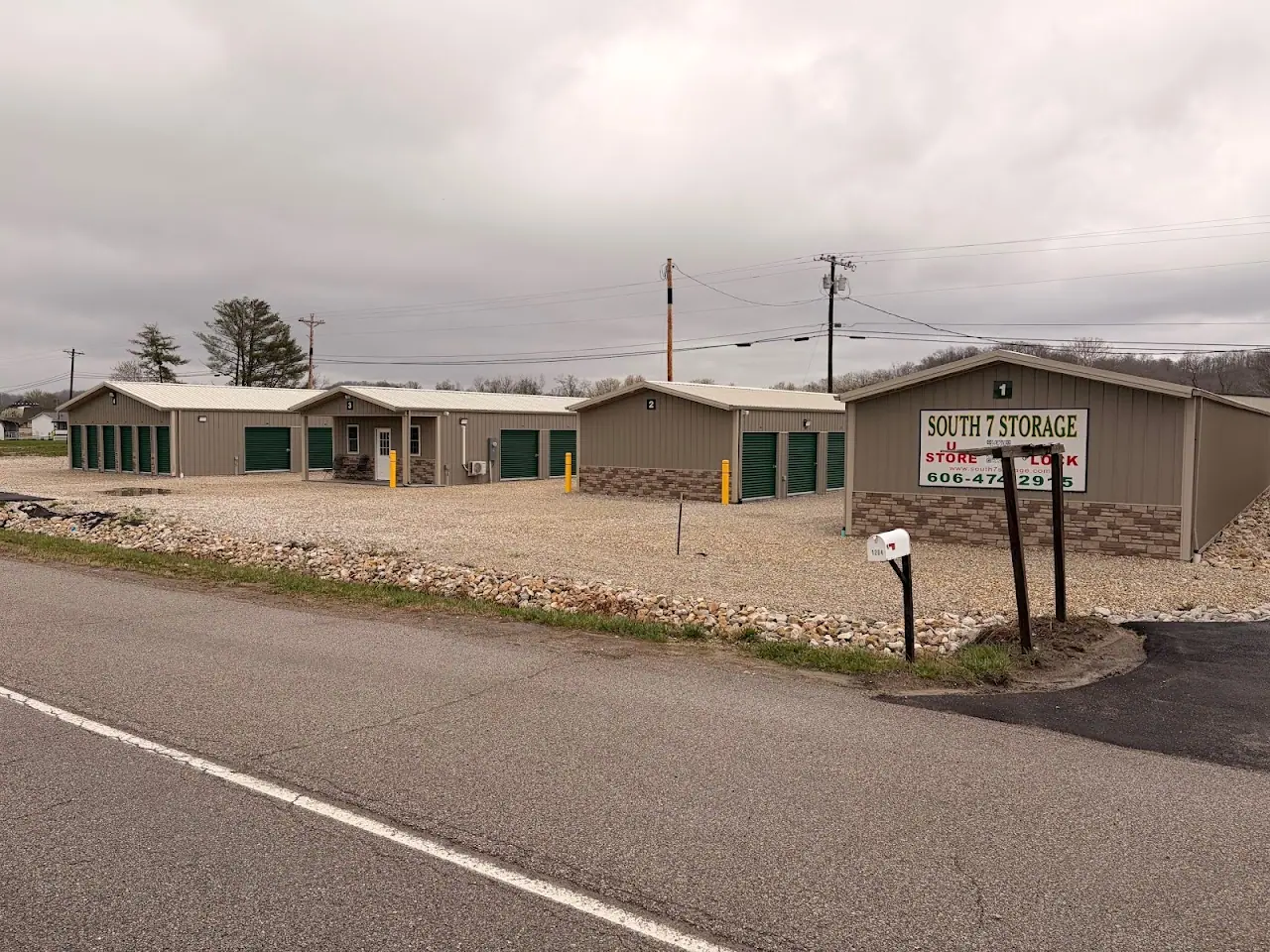 SOUTH 7 STORAGE, RV storage in Grayson