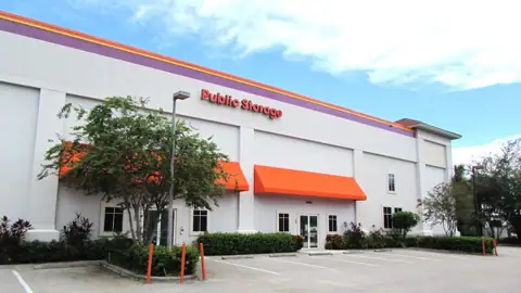 Public Storage in Palm Beach Gardens, FL