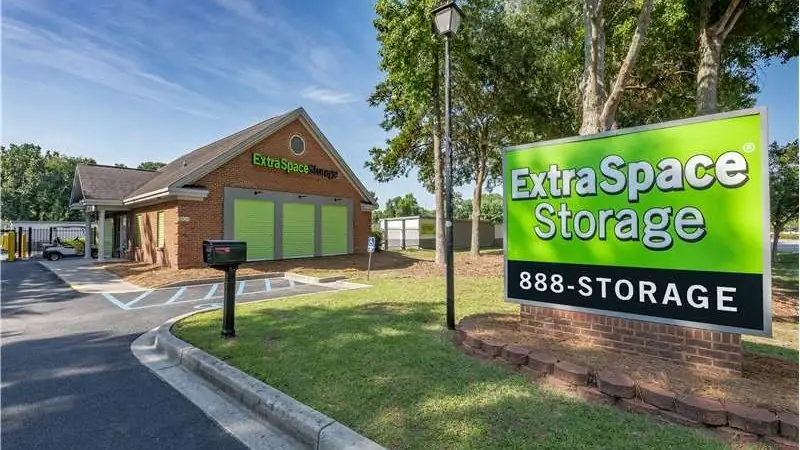 Extra Space Storage, RV storage in Mt Pleasant