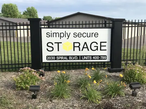 Simply Secure Storage in Hastings, MN