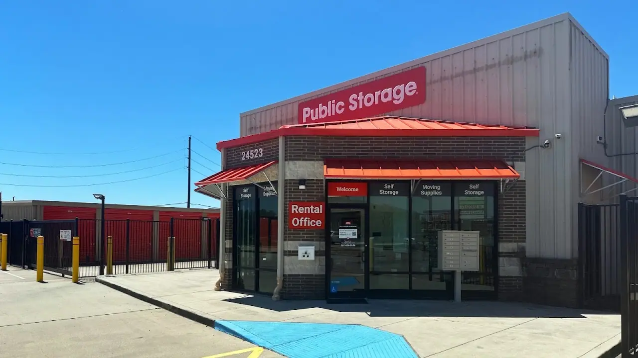 Public Storage, RV storage in Spring
