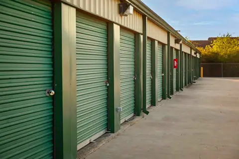 KO Storage photo 3