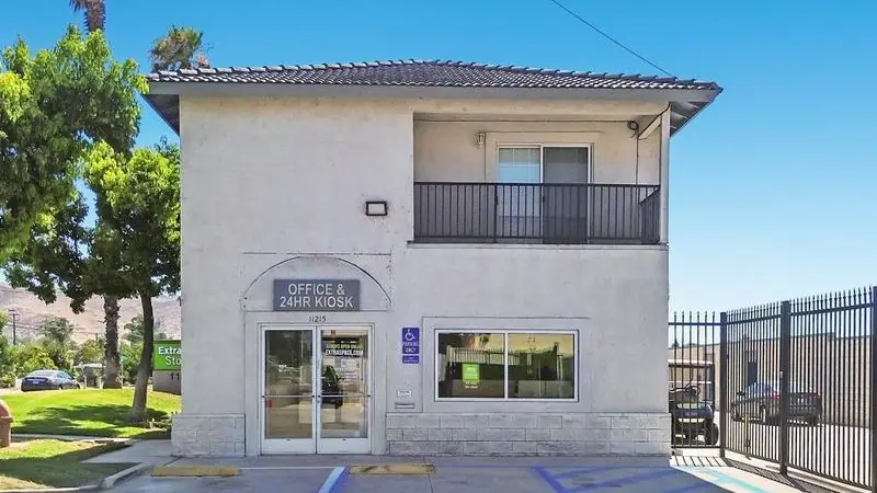 Extra Space Storage, RV storage in Riverside