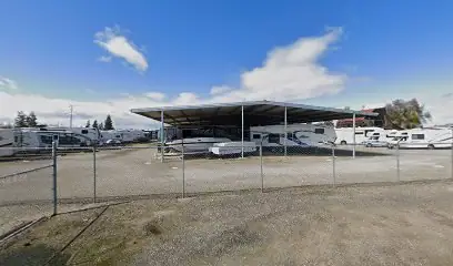 Vera Avenue Boat & RV Storage in Ripon, CA
