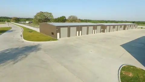 Jones Road Commercial Storage and Warehouses in Bryan, TX
