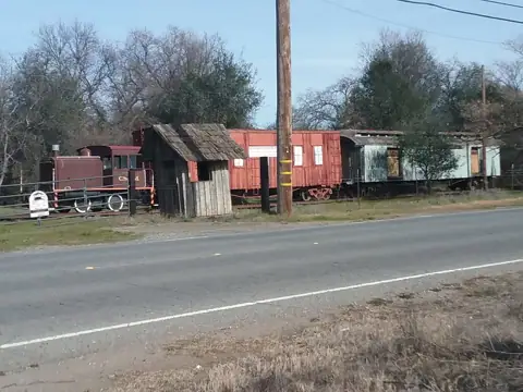 B & T Whitehouse Storage in Anderson, CA