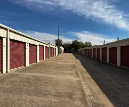 StoreLine Self Storage in Lawton, OK