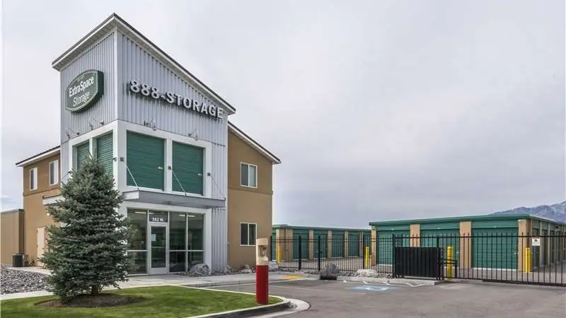 Extra Space Storage, RV storage in Pleasant Grove
