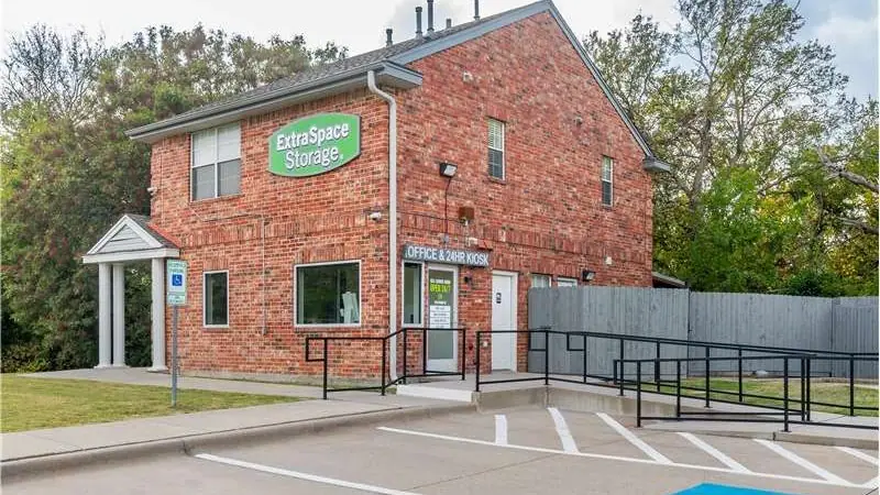 Extra Space Storage, RV storage in Plano