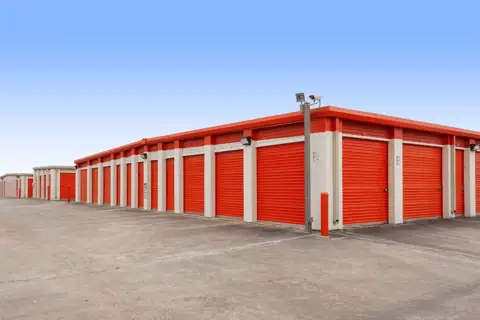Public Storage photo 2
