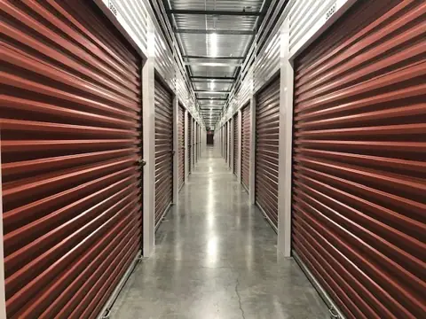 DR Storage photo 3