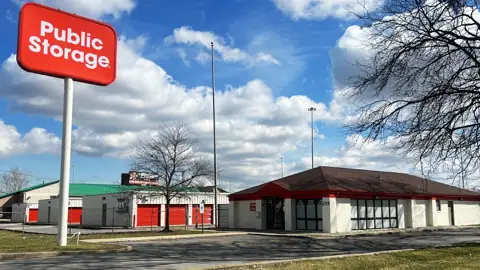 Public Storage in Lansing, IL