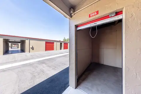 Security Public Storage photo 2