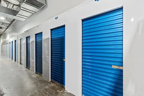 Eustis Saver Self Storage photo 2