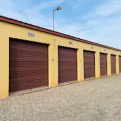 Barnyard Self Storage, RV storage in Fairfield