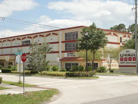 Self-Storage at U-Haul in Sanford, FL