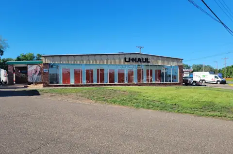 Self-Storage at U-Haul in Maplewood, MN