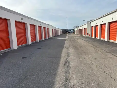 Public Storage photo 3