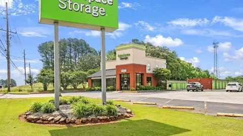 Extra Space Storage in Huntsville, AL