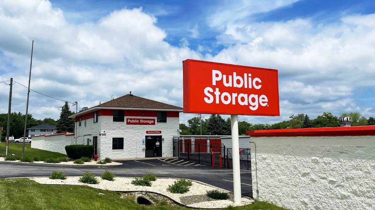 Public Storage, RV storage in Aurora