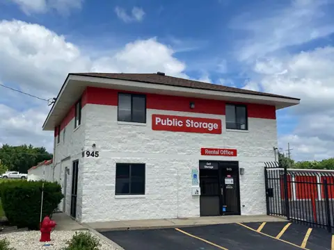 Public Storage photo 2