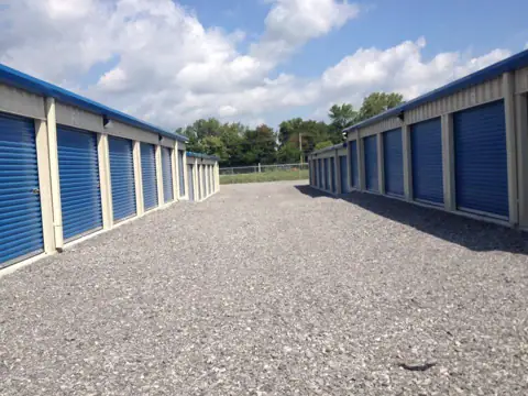 LocalStorage in Akron, NY